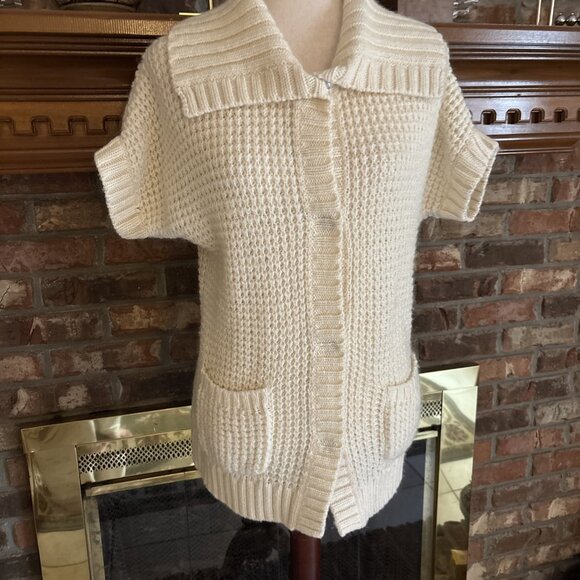 Ann Taylor Sweaters - Ann Taylor Loft Petite Bulky Ivory Short Sleeve Cardigan Size PL Wool Blend